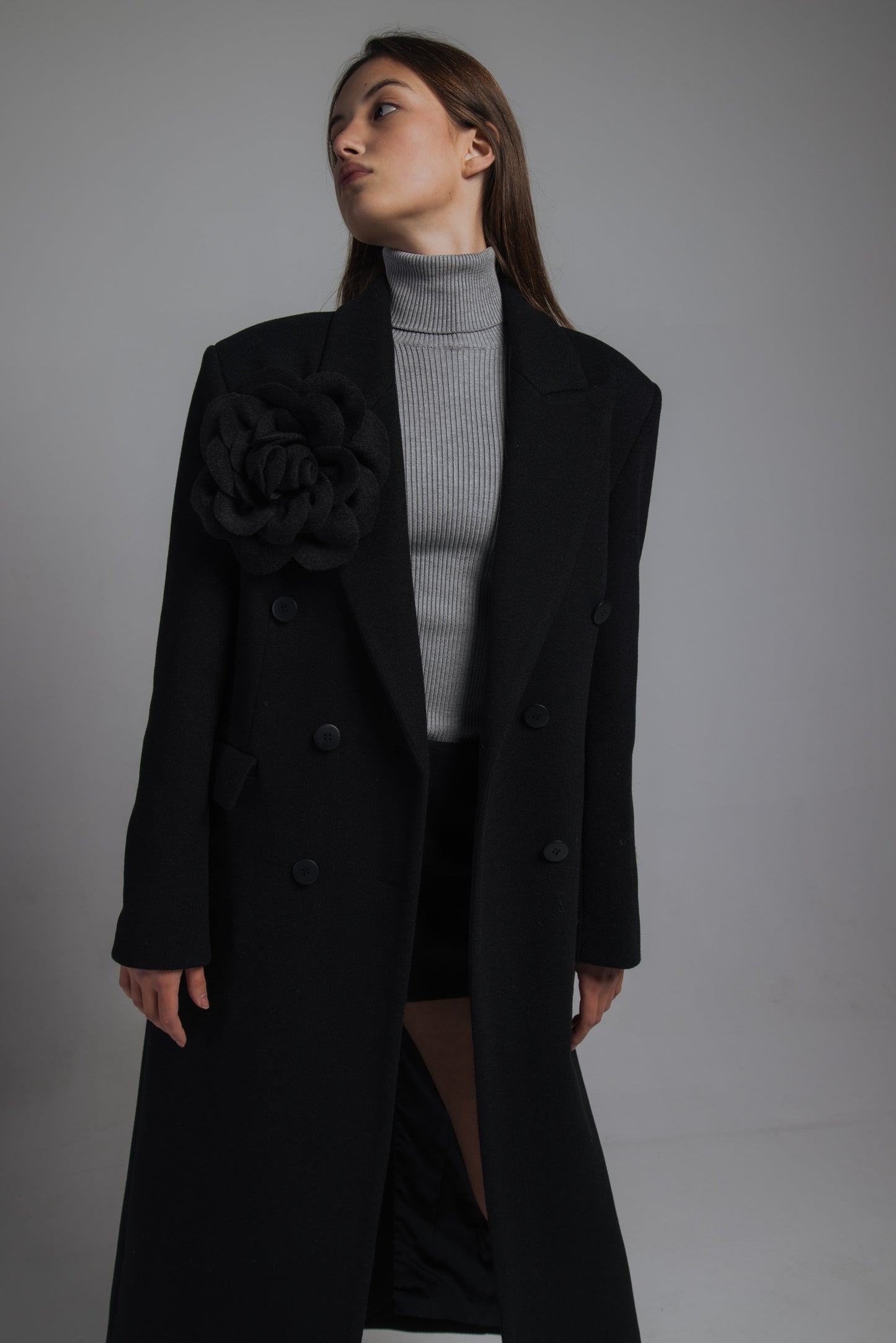 100% wool straight coat with accent shoulder